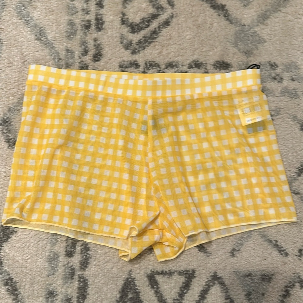 New w/ tags Kendall and Kyle Mesh Swim Cover-Up Shorts (Size M)